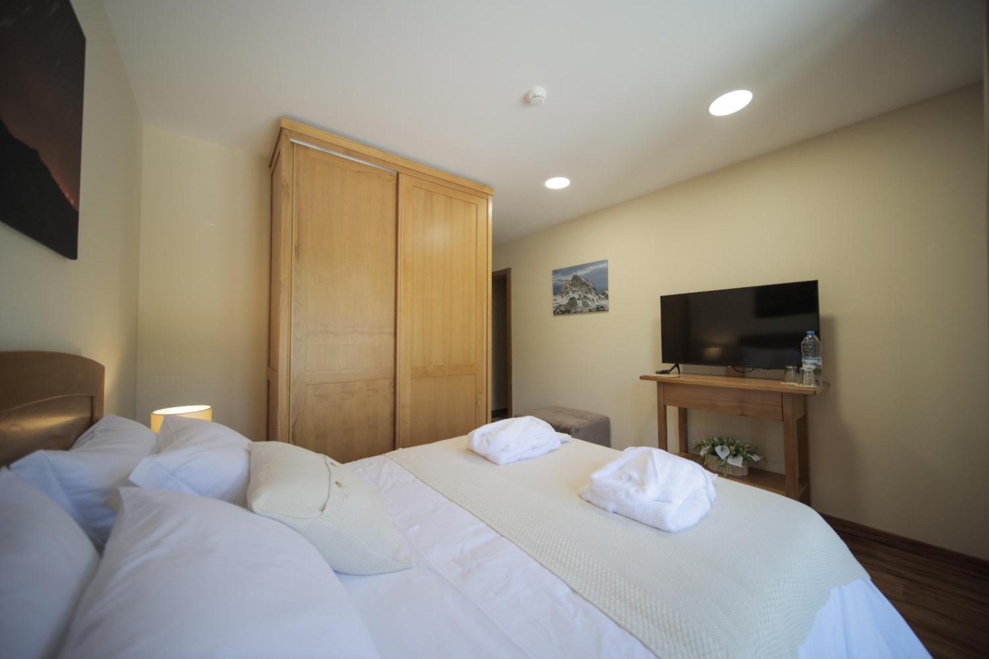 Casa Da Fonte - Geres Hostel Екстериор снимка