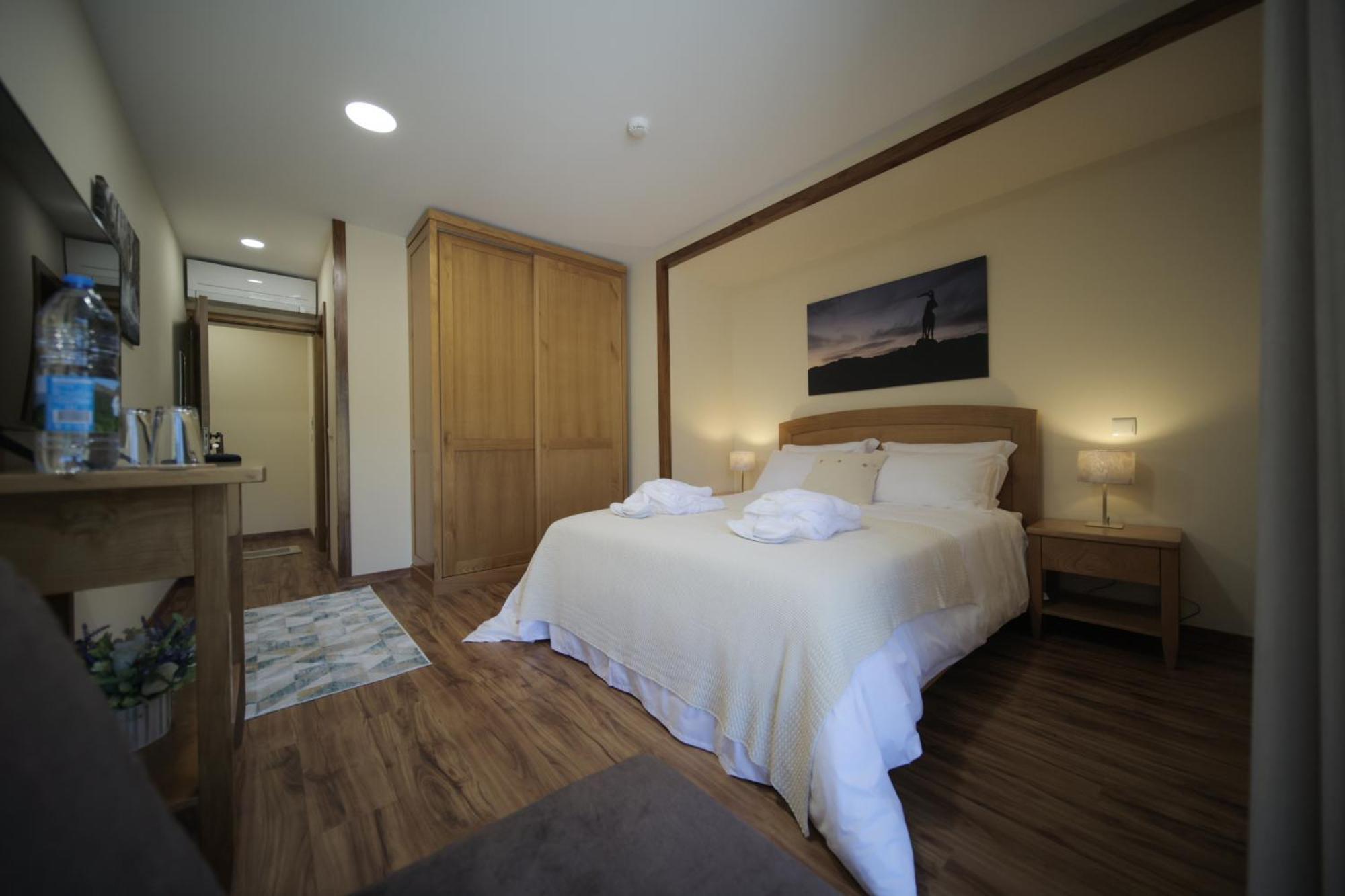 Casa Da Fonte - Geres Hostel Екстериор снимка