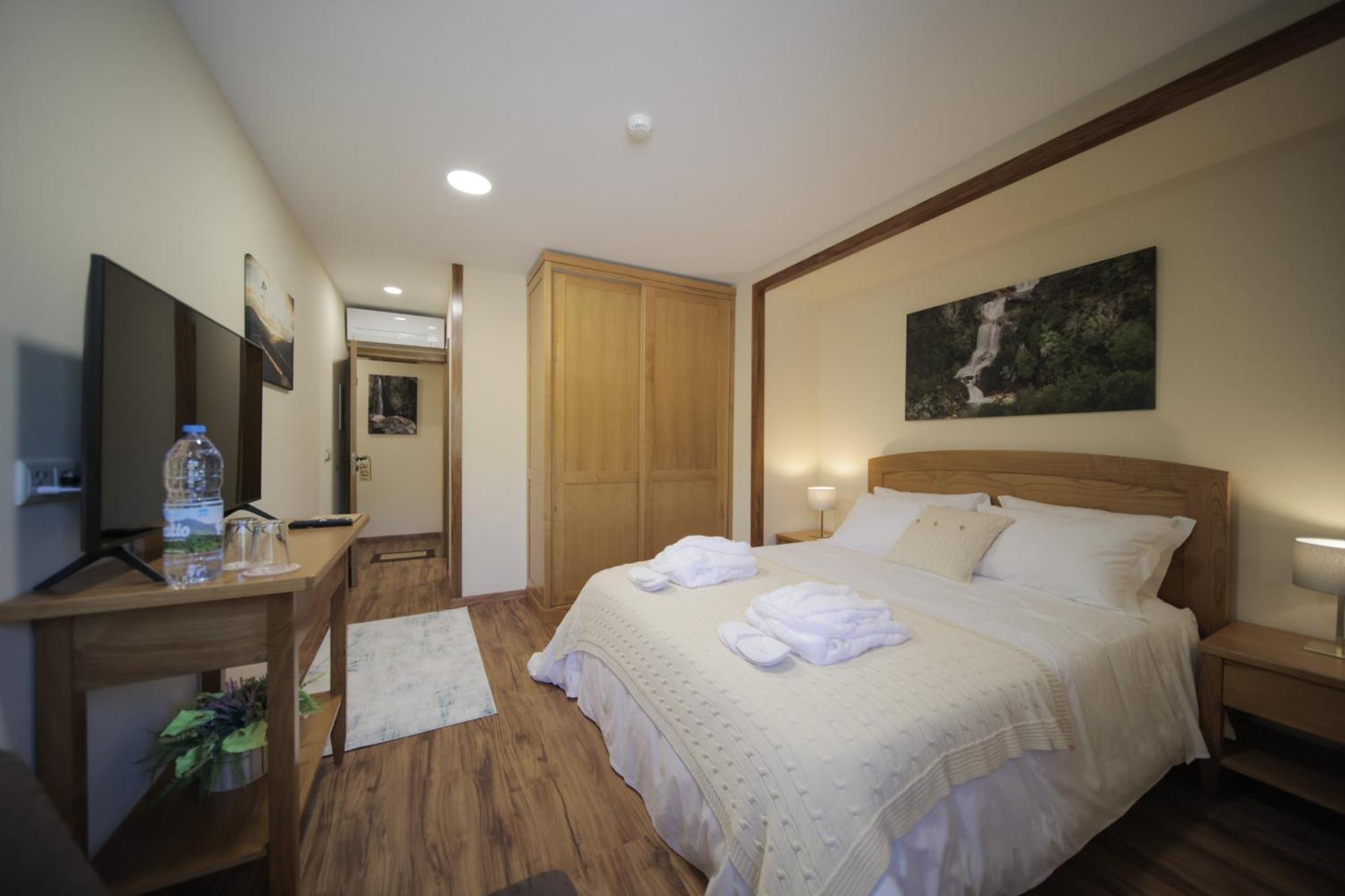 Casa Da Fonte - Geres Hostel Екстериор снимка