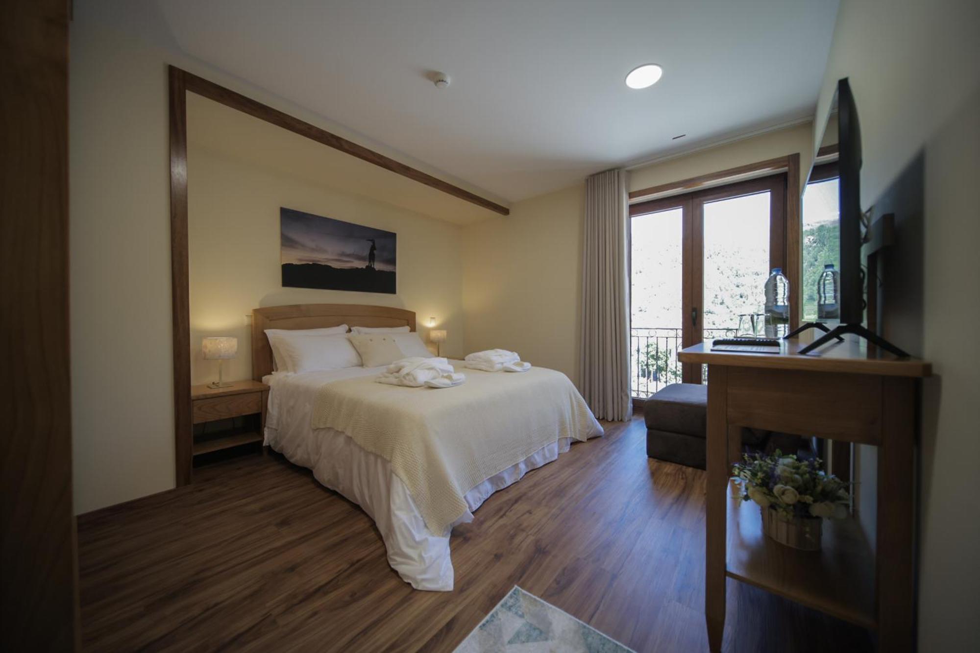 Casa Da Fonte - Geres Hostel Екстериор снимка