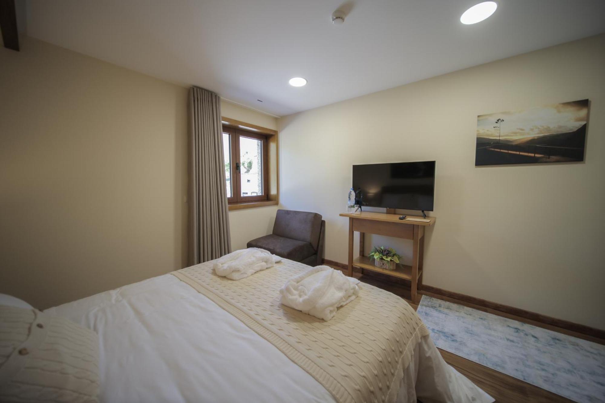 Casa Da Fonte - Geres Hostel Екстериор снимка